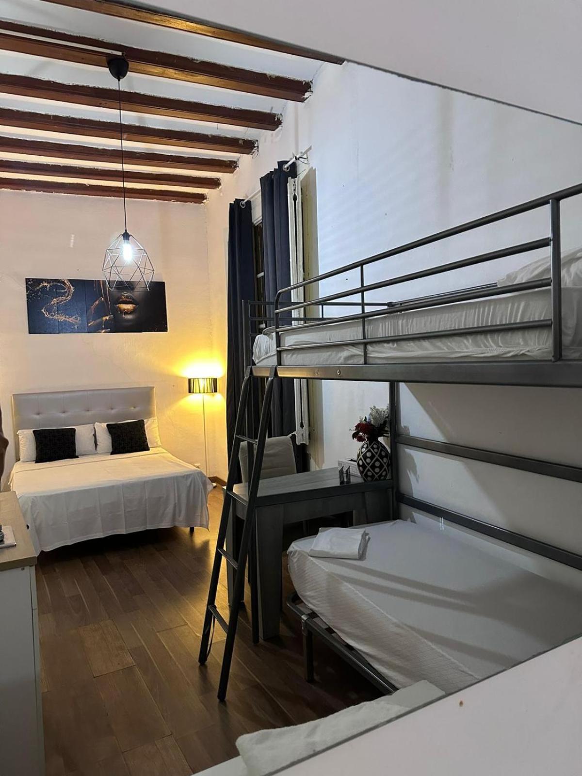 Central Cozy Suite Barcelona Luaran gambar